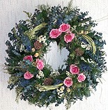 22"Romantic Rose Wreath