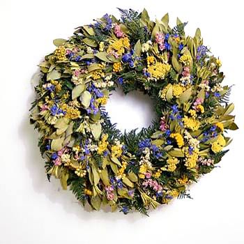 Sweet Myrtle Wildflower Wreath
